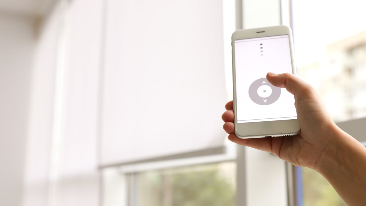 Leafi Home's Smart Window Innovation Backed by Renesas Image