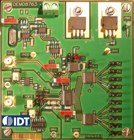 ADC0804S030 - Evaluation Board